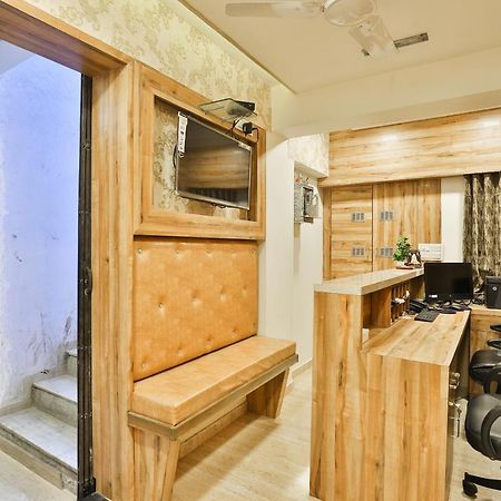 Oyo 24950 Hotel Shree Balaji Residency Ahmedabad Exterior photo