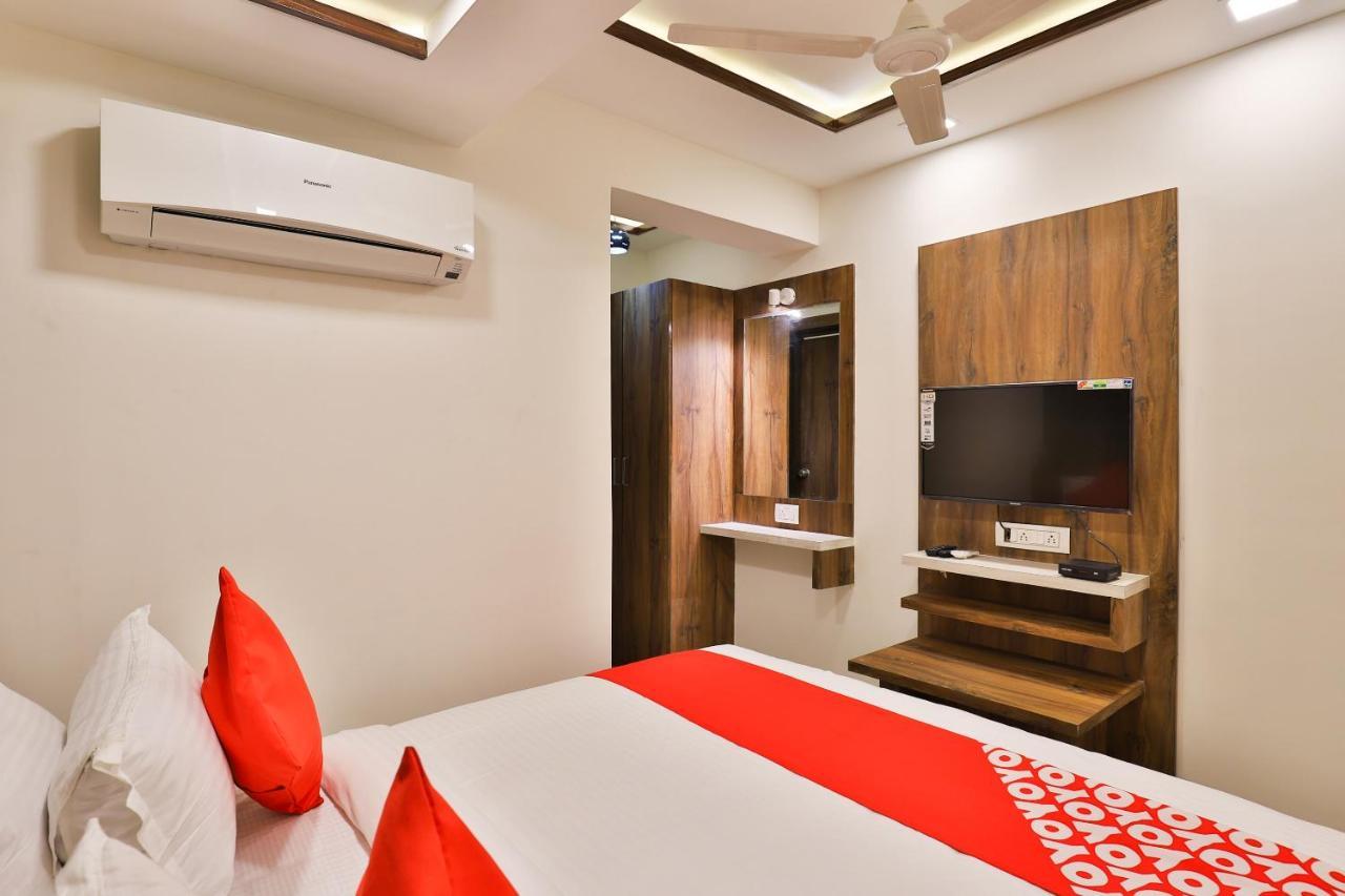Oyo 24950 Hotel Shree Balaji Residency Ahmedabad Exterior photo